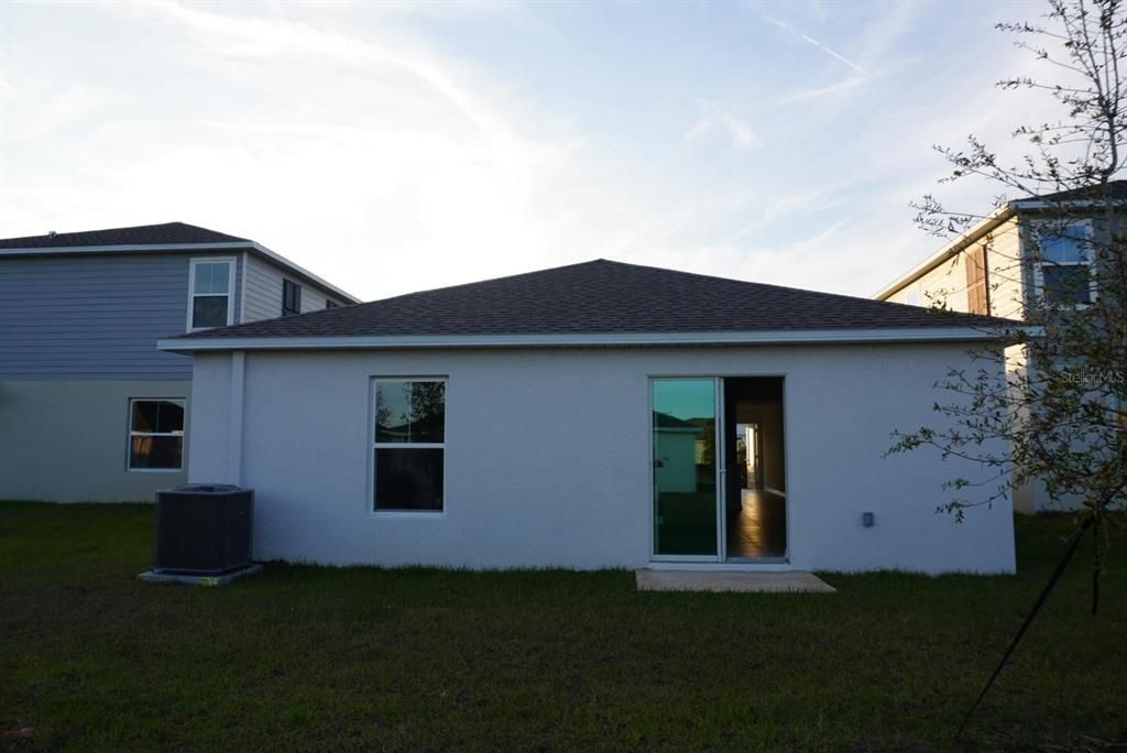 For Rent: $2,200 (3 beds, 2 baths, 1487 Square Feet)