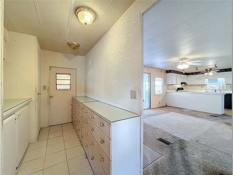 For Sale: $178,500 (3 beds, 2 baths, 1248 Square Feet)