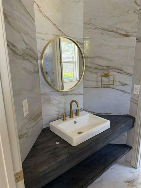 For Rent: $3,800 (4 beds, 3 baths, 2575 Square Feet)