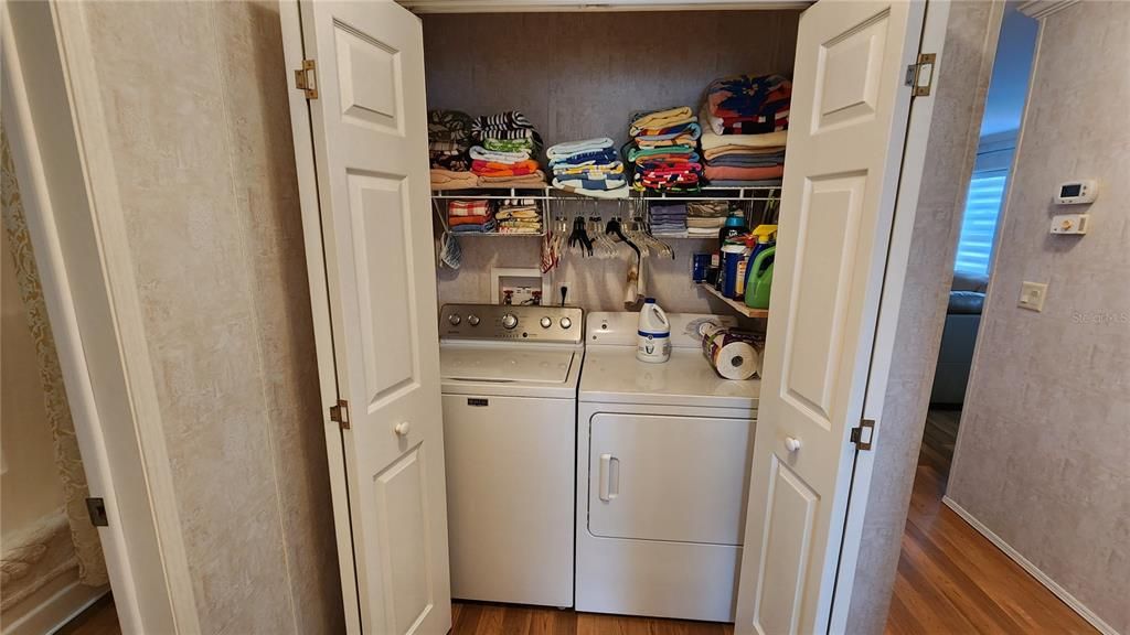 For Sale: $295,000 (2 beds, 2 baths, 1248 Square Feet)