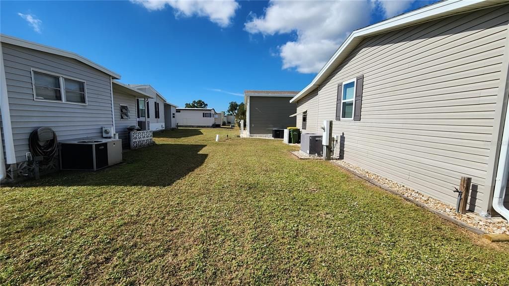 For Sale: $295,000 (2 beds, 2 baths, 1248 Square Feet)