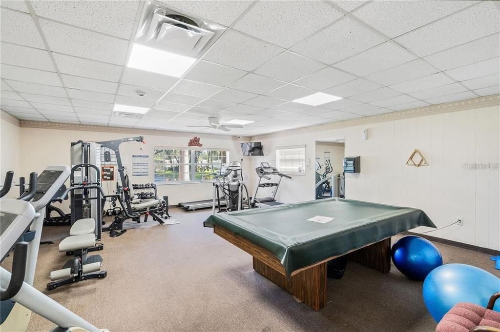 For Sale: $295,000 (2 beds, 2 baths, 1248 Square Feet)