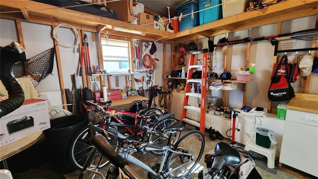 For Sale: $295,000 (2 beds, 2 baths, 1248 Square Feet)