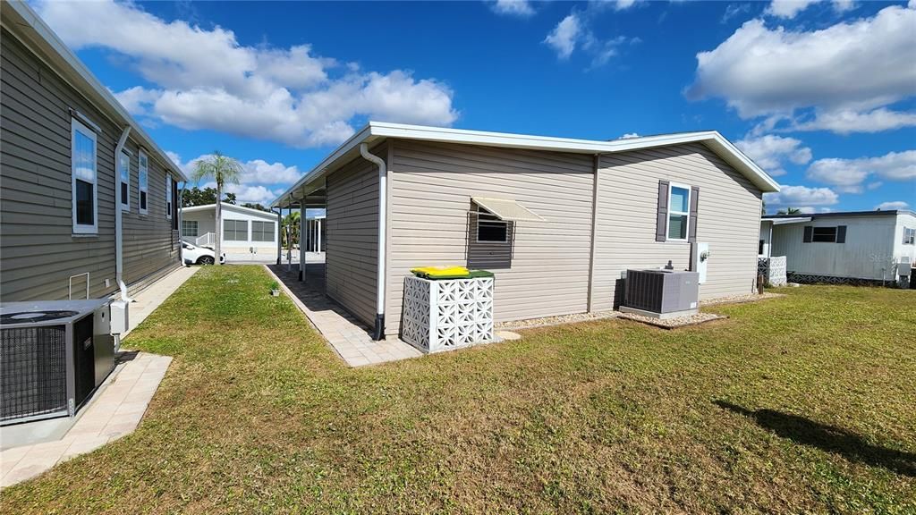 For Sale: $295,000 (2 beds, 2 baths, 1248 Square Feet)