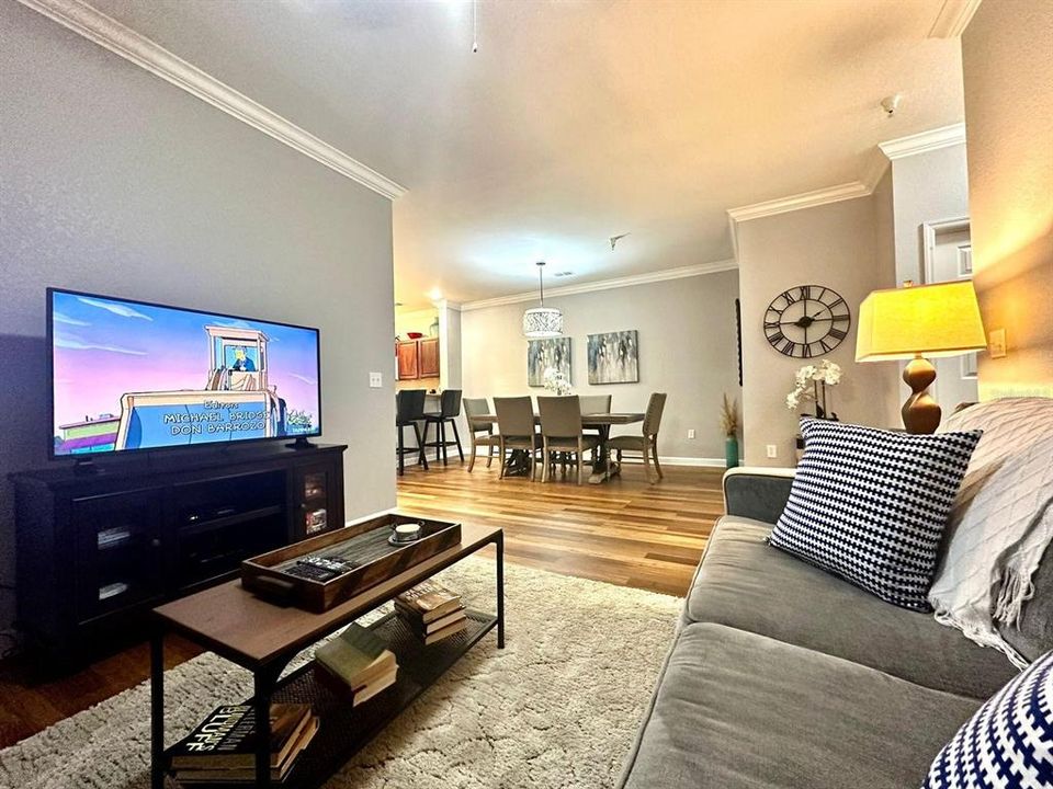 For Rent: $2,000 (3 beds, 2 baths, 1244 Square Feet)