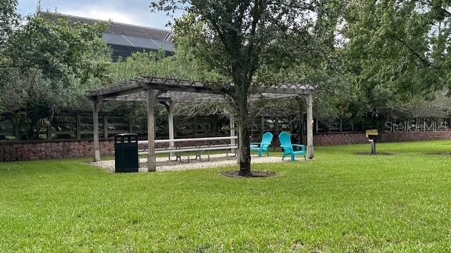 For Rent: $2,000 (3 beds, 2 baths, 1244 Square Feet)