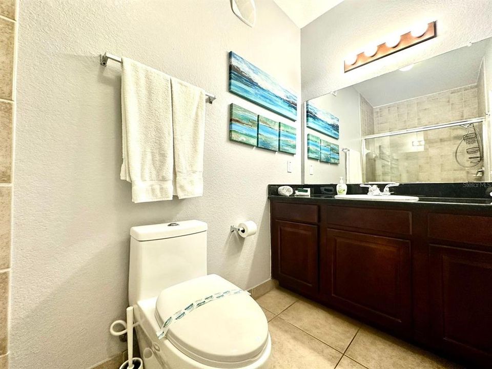 For Rent: $2,000 (3 beds, 2 baths, 1244 Square Feet)