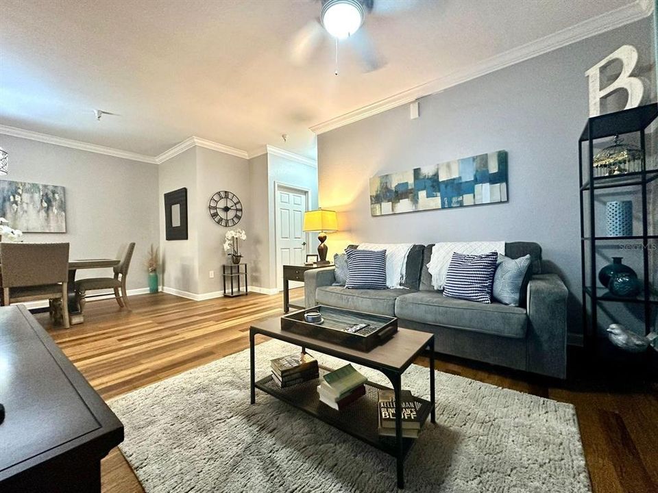 For Rent: $2,000 (3 beds, 2 baths, 1244 Square Feet)