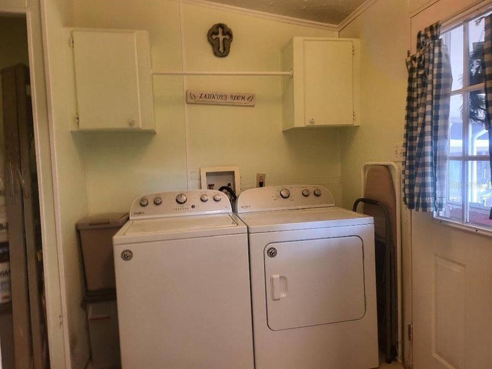 Active With Contract: $310,000 (4 beds, 2 baths, 1848 Square Feet)