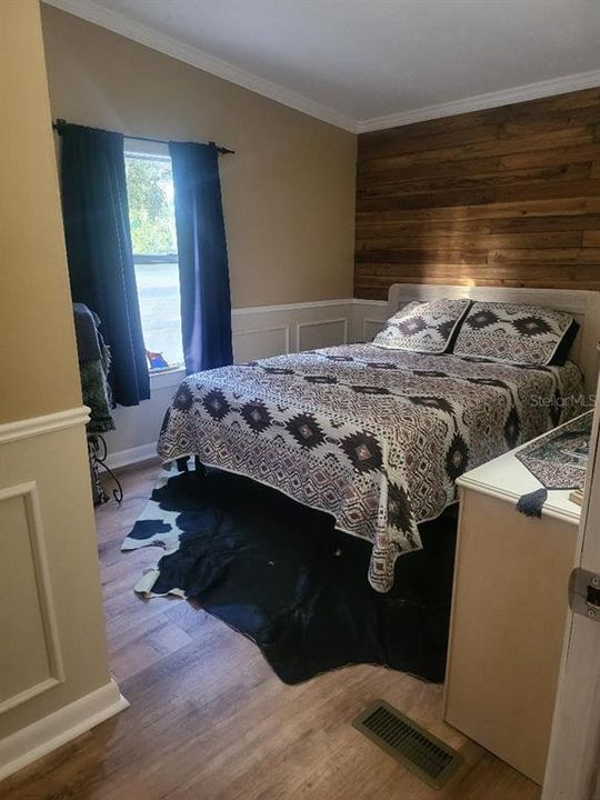 Active With Contract: $310,000 (4 beds, 2 baths, 1848 Square Feet)