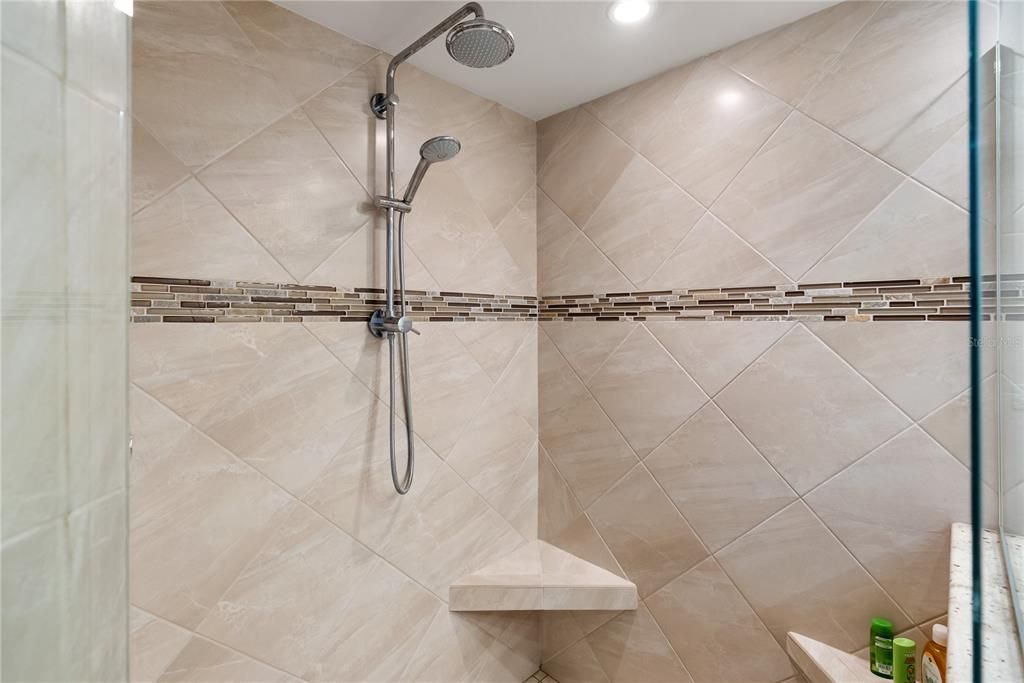 На продажу: $2,750,000 (3 спален, 2 ванн, 2230 Квадратных фут)