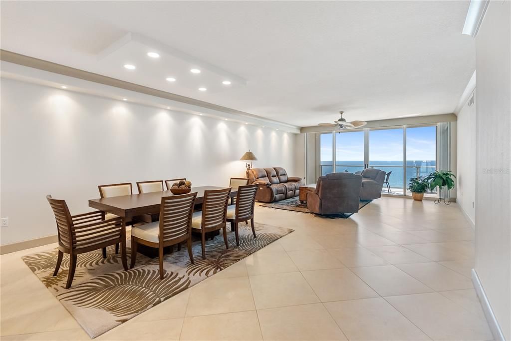 На продажу: $2,750,000 (3 спален, 2 ванн, 2230 Квадратных фут)