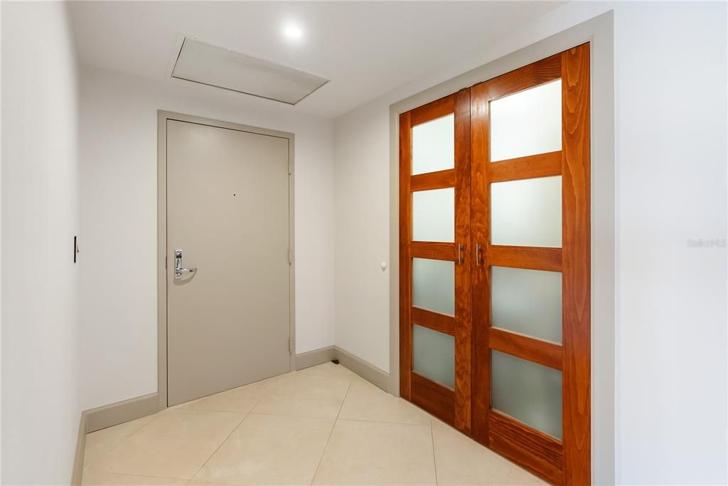 На продажу: $2,750,000 (3 спален, 2 ванн, 2230 Квадратных фут)