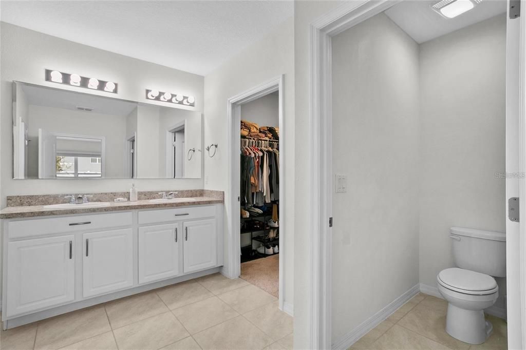 出租: $3,100 (8 贝兹, 3 浴室, 2824 平方英尺)