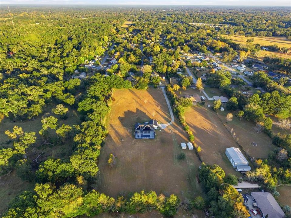For Sale: $1,599,000 (3 beds, 3 baths, 2488 Square Feet)