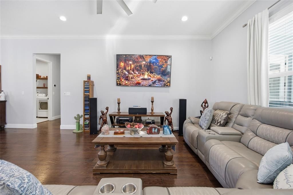 For Sale: $1,599,000 (3 beds, 3 baths, 2488 Square Feet)