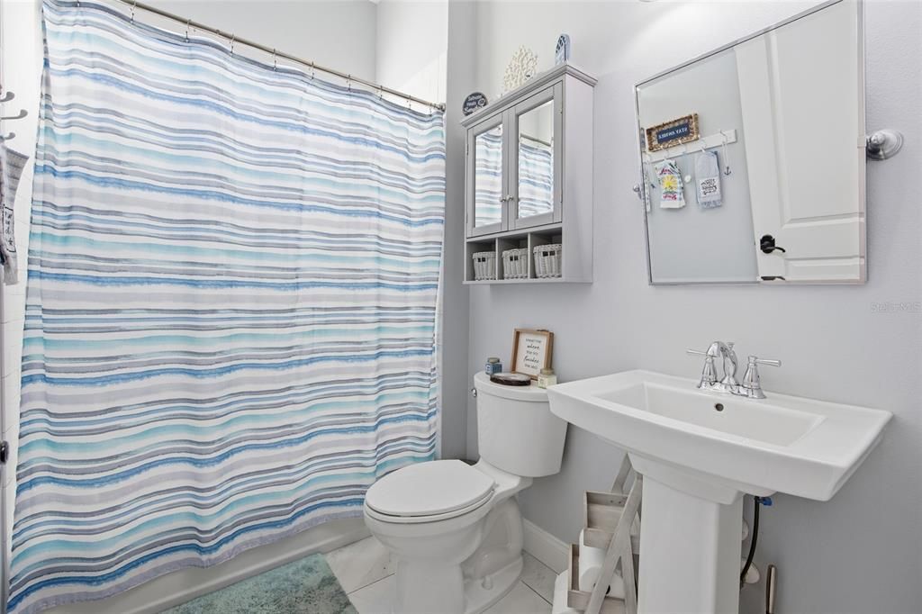 For Sale: $1,599,000 (3 beds, 3 baths, 2488 Square Feet)