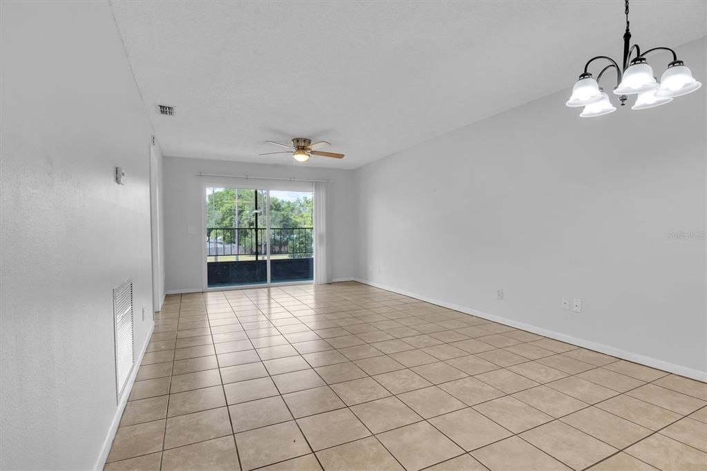 En Renta: $1,400 (2 camas, 2 baños, 864 Pies cuadrados)