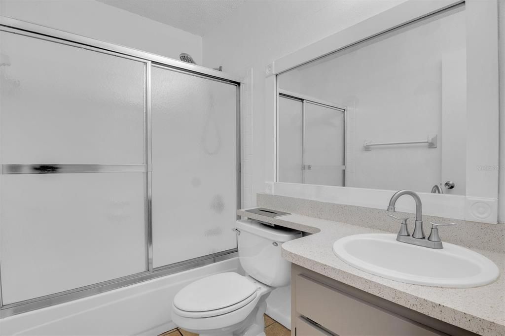 En Renta: $1,400 (2 camas, 2 baños, 864 Pies cuadrados)