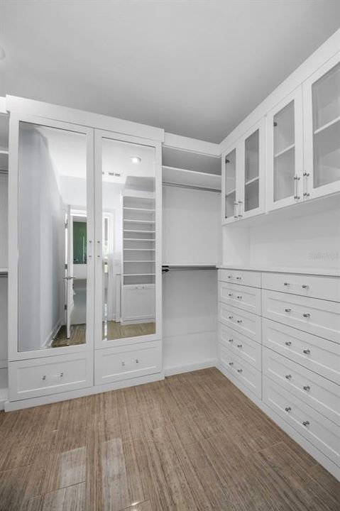 For Sale: $984,900 (5 beds, 3 baths, 3618 Square Feet)