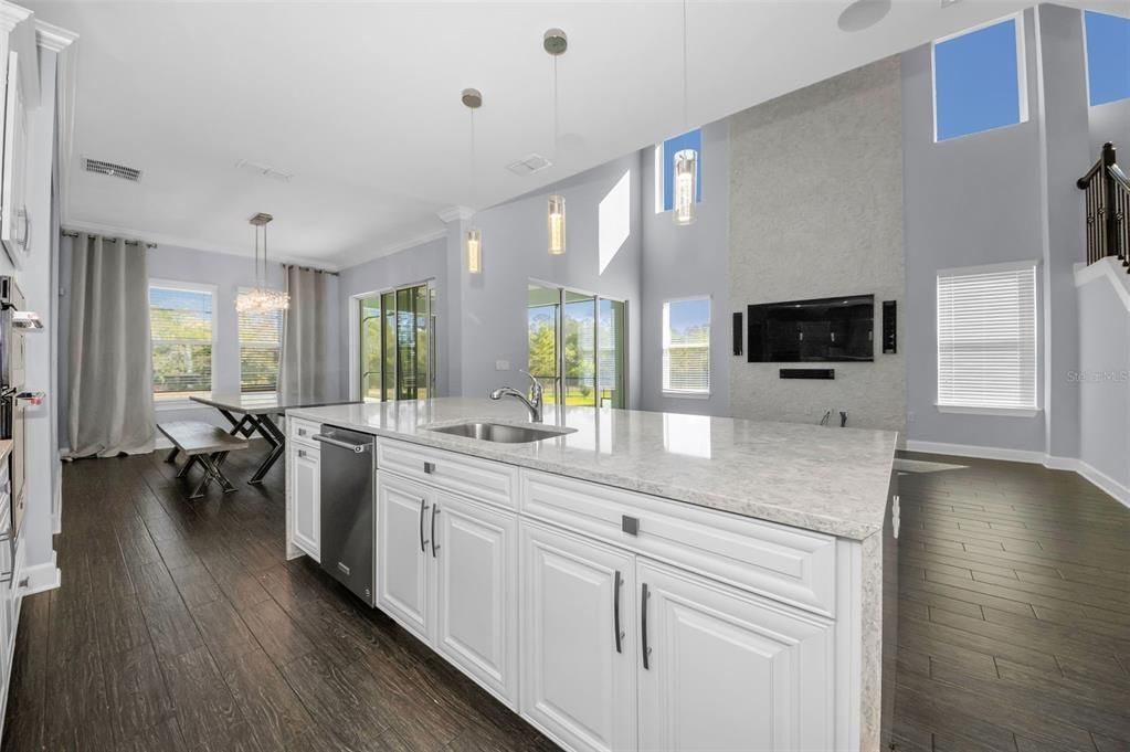 For Sale: $984,900 (5 beds, 3 baths, 3618 Square Feet)