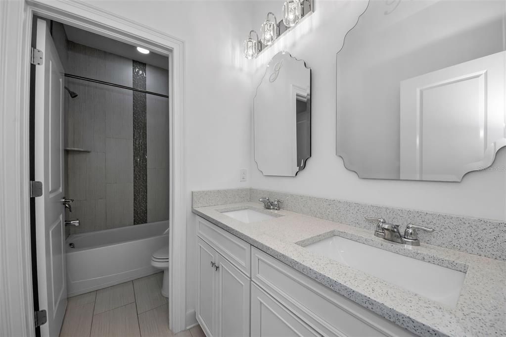 For Sale: $984,900 (5 beds, 3 baths, 3618 Square Feet)