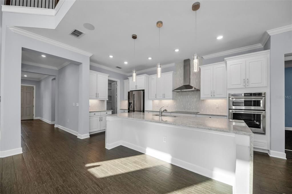 For Sale: $984,900 (5 beds, 3 baths, 3618 Square Feet)