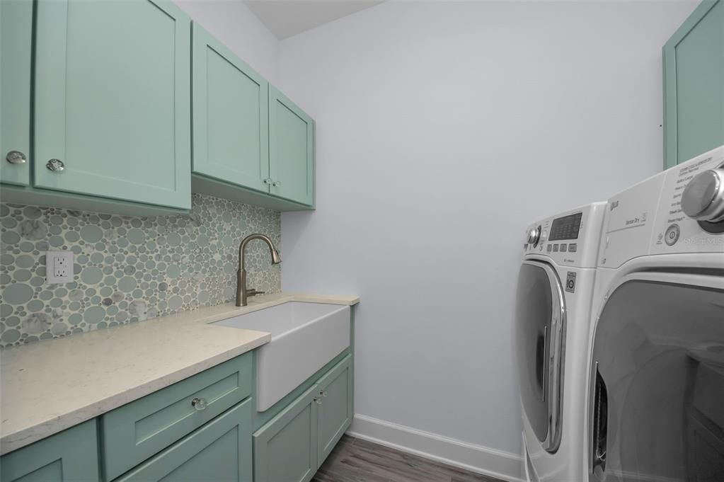 For Sale: $984,900 (5 beds, 3 baths, 3618 Square Feet)