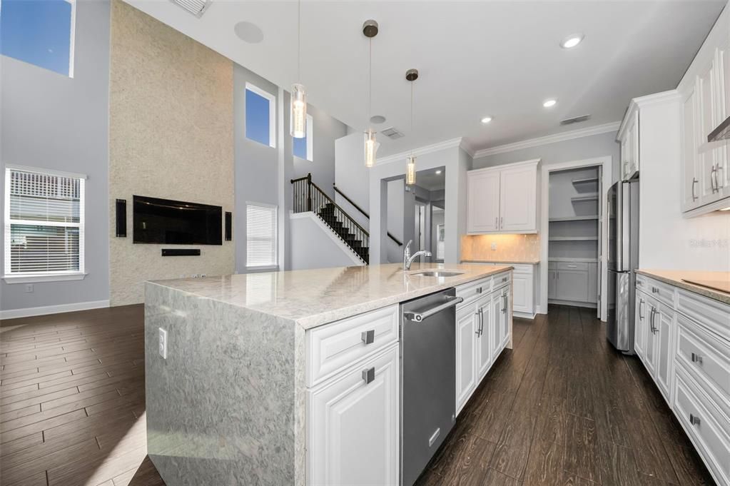 For Sale: $984,900 (5 beds, 3 baths, 3618 Square Feet)