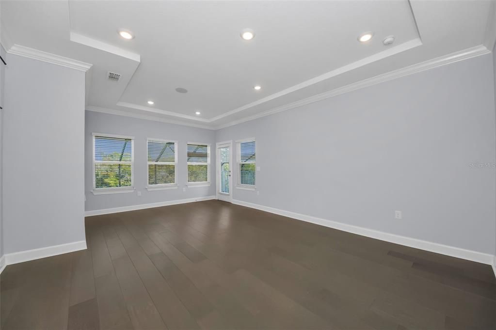 For Sale: $984,900 (5 beds, 3 baths, 3618 Square Feet)