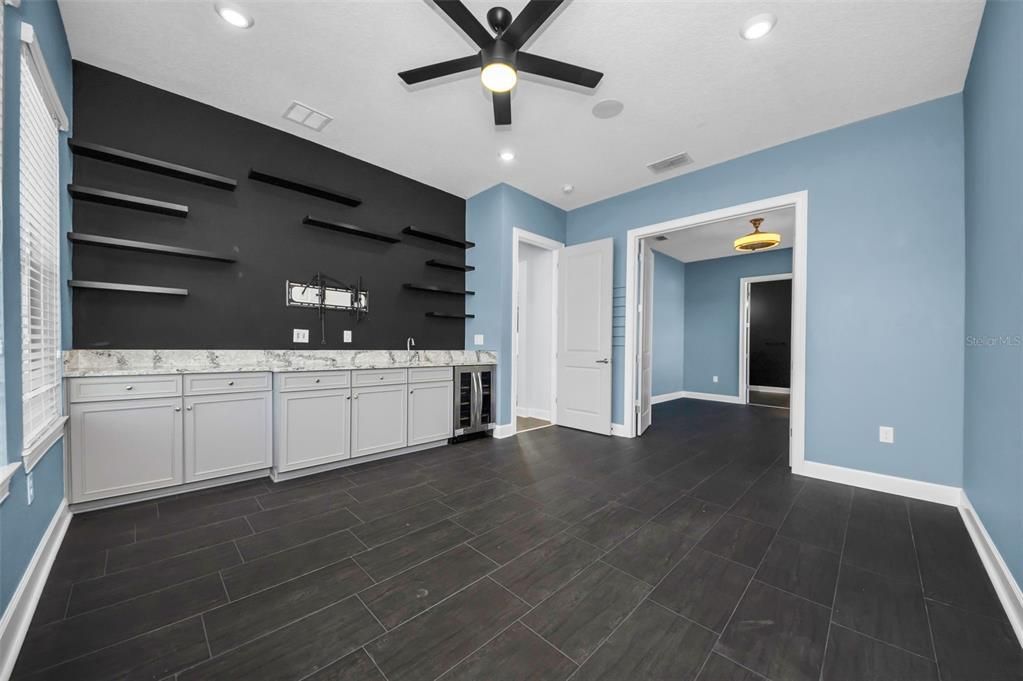 For Sale: $984,900 (5 beds, 3 baths, 3618 Square Feet)