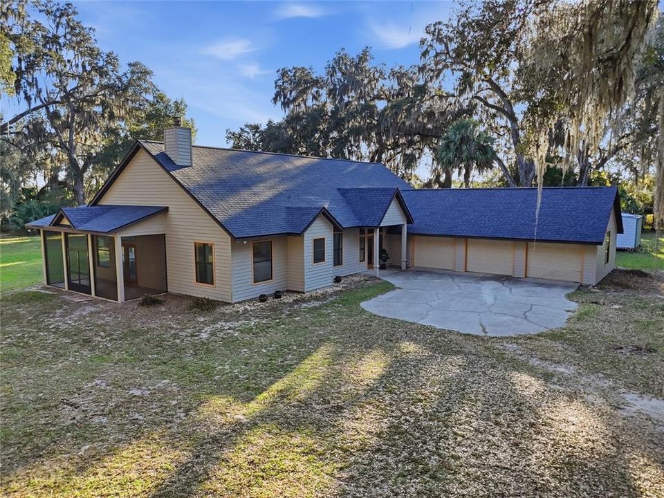 For Sale: $899,000 (3 beds, 2 baths, 2435 Square Feet)