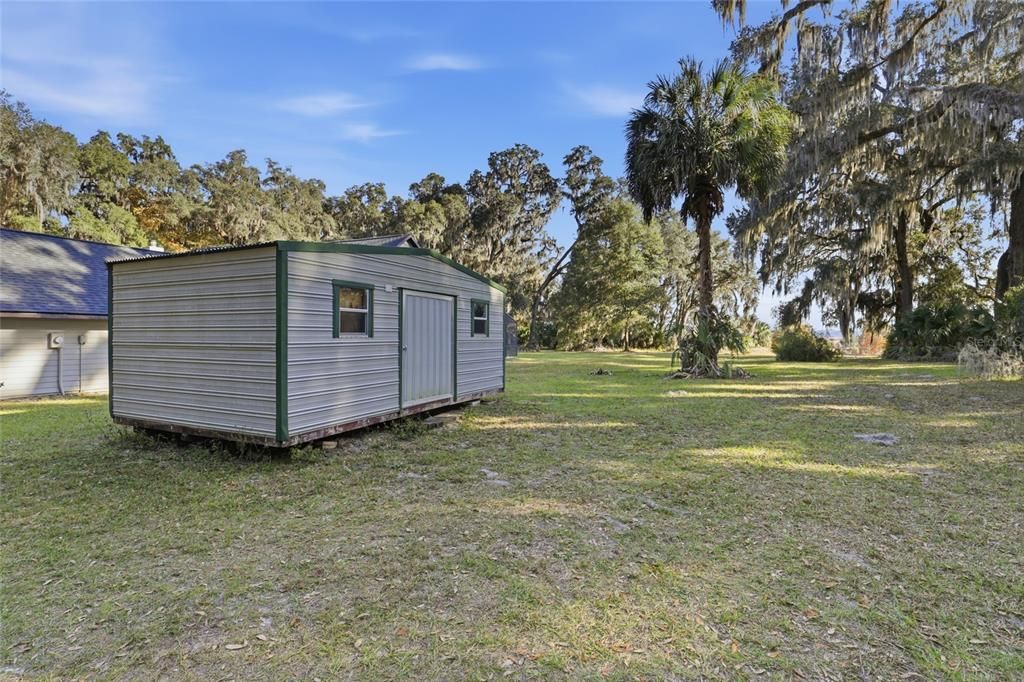For Sale: $899,000 (3 beds, 2 baths, 2435 Square Feet)