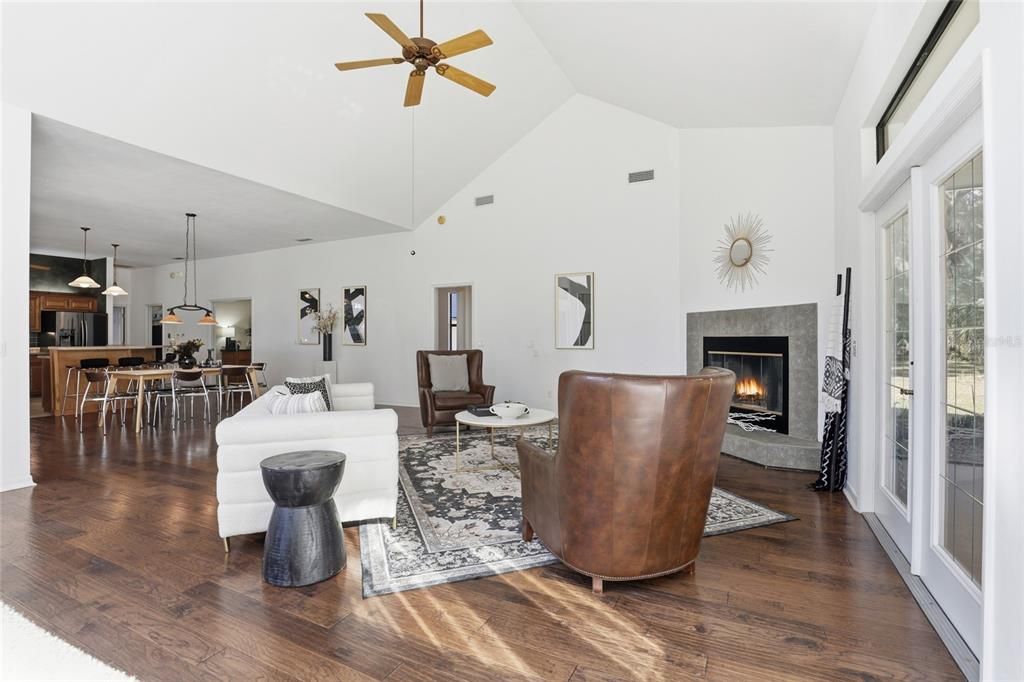 For Sale: $899,000 (3 beds, 2 baths, 2435 Square Feet)