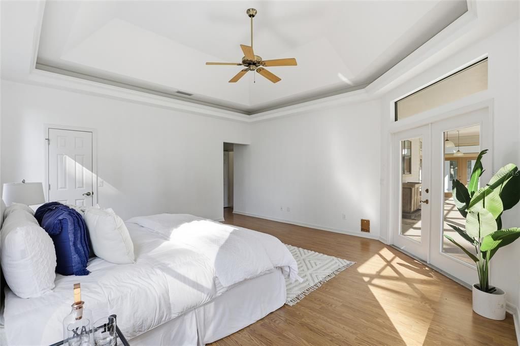 For Sale: $899,000 (3 beds, 2 baths, 2435 Square Feet)