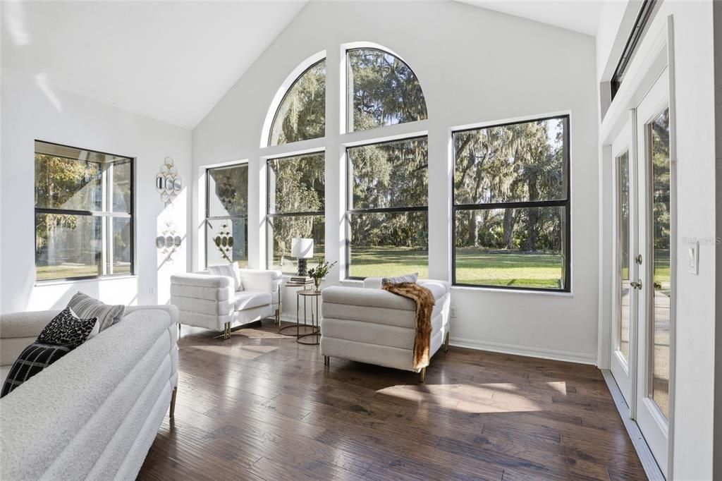 For Sale: $899,000 (3 beds, 2 baths, 2435 Square Feet)