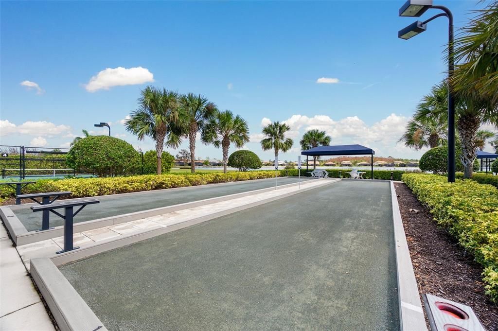 For Rent: $4,000 (4 beds, 2 baths, 2047 Square Feet)