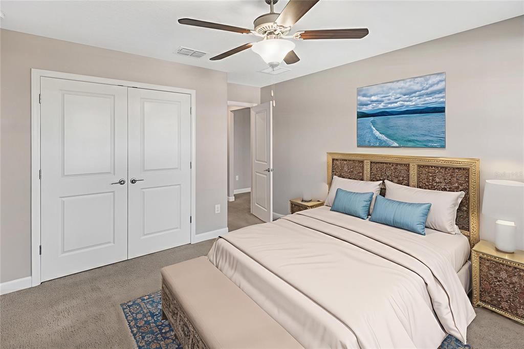 出租: $3,400 (4 贝兹, 3 浴室, 3352 平方英尺)