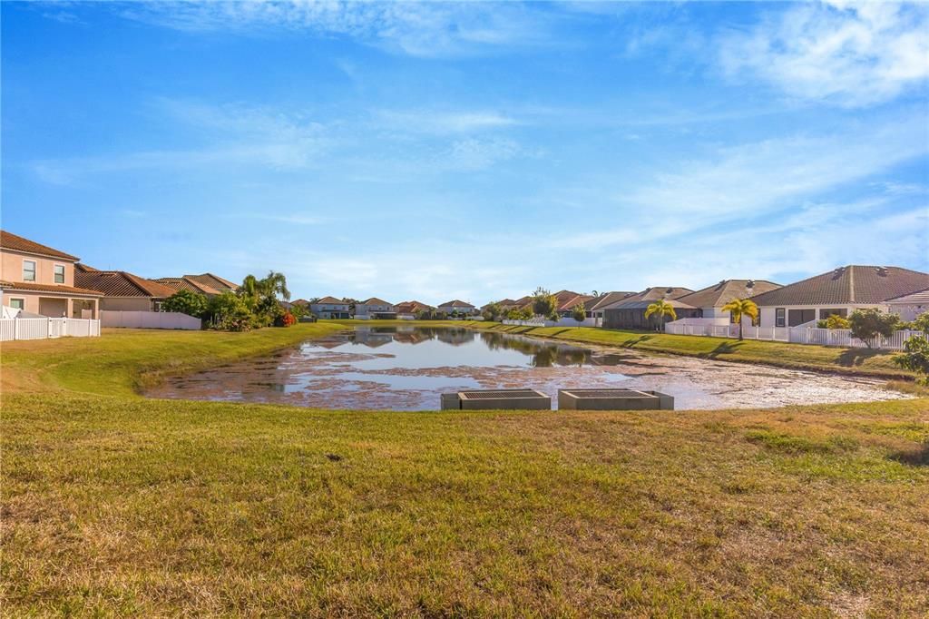 出租: $3,400 (4 贝兹, 3 浴室, 3352 平方英尺)