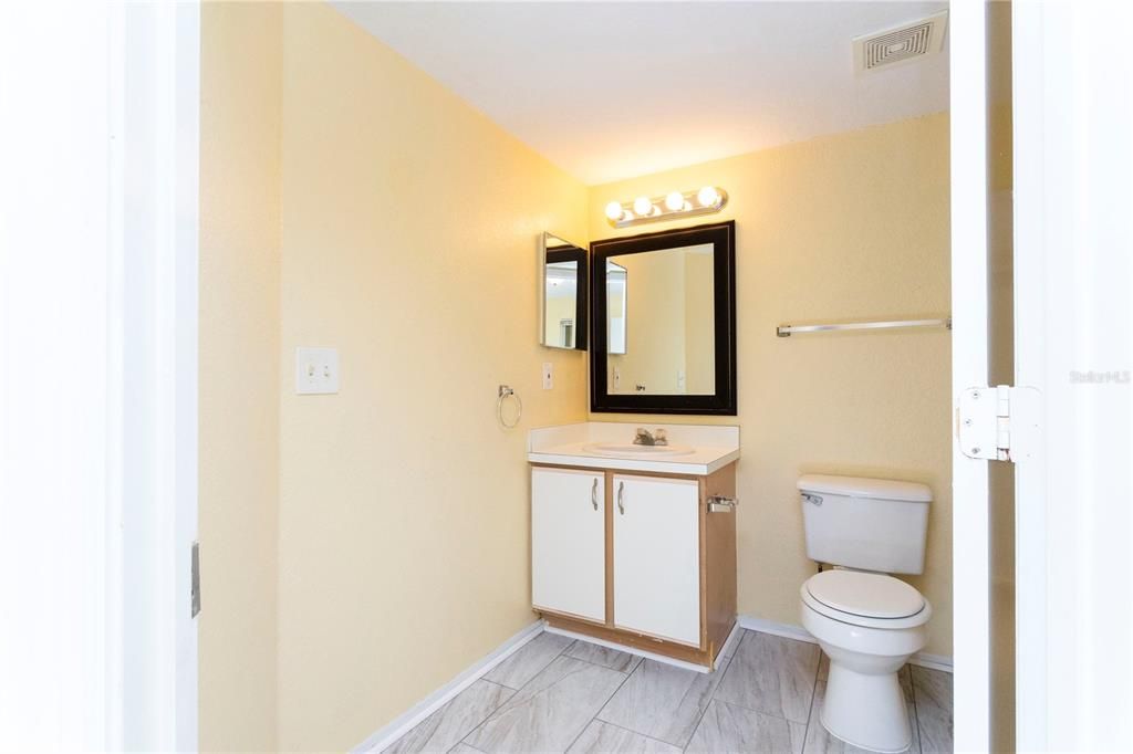 For Rent: $1,400 (1 beds, 1 baths, 530 Square Feet)