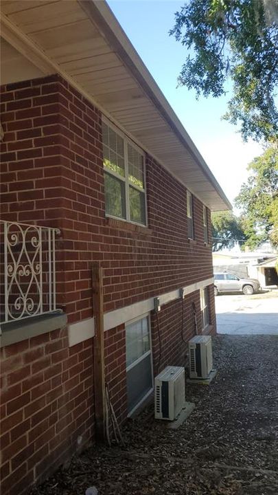 На продажу: $279,988 (4 спален, 1 ванн, 2000 Квадратных фут)