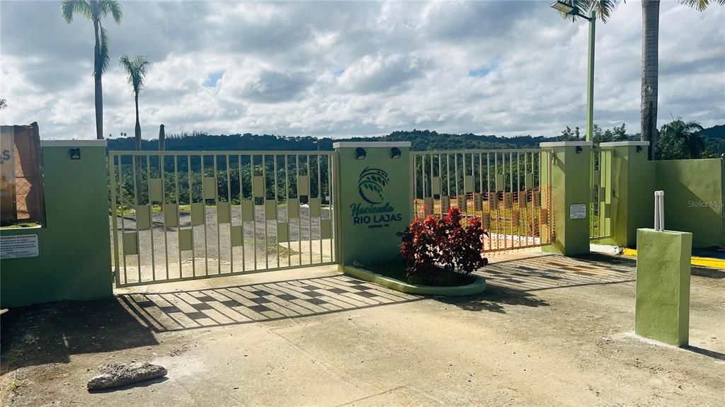 En Venta: $85,000 (0.02 acres)