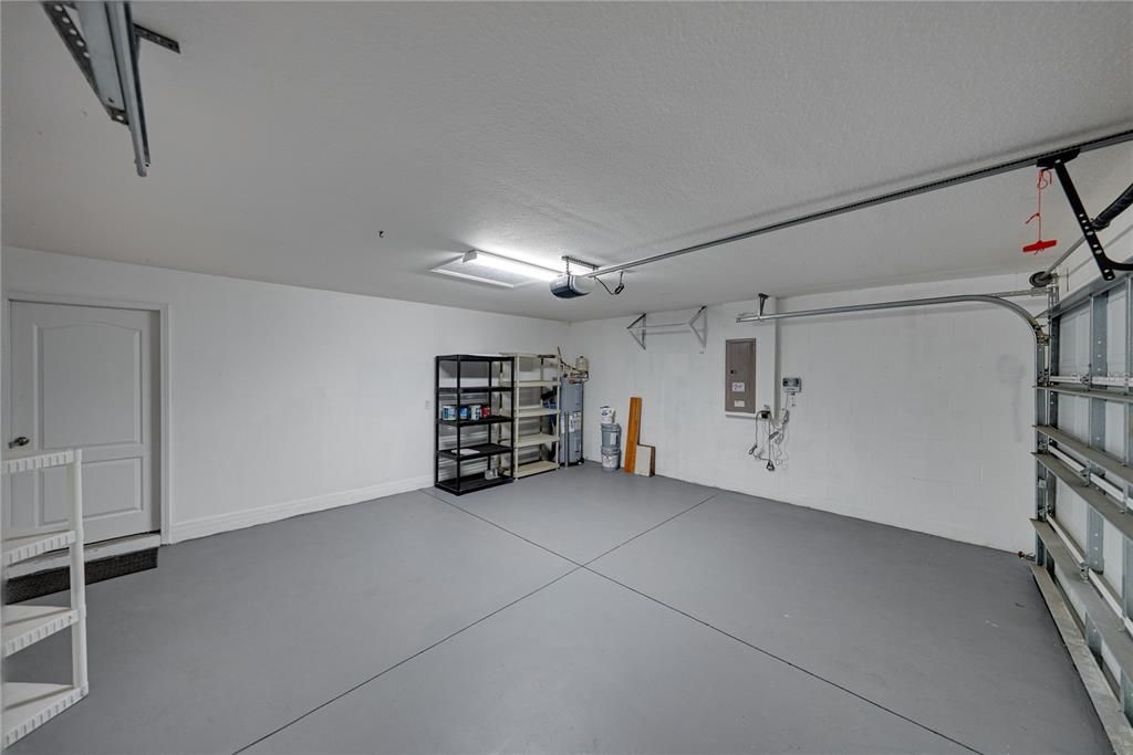 For Sale: $412,000 (4 beds, 2 baths, 1980 Square Feet)