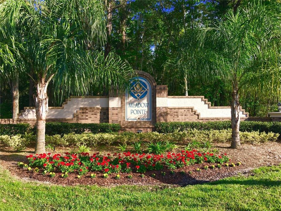 For Sale: $412,000 (4 beds, 2 baths, 1980 Square Feet)