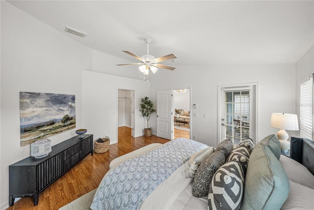 For Sale: $412,000 (4 beds, 2 baths, 1980 Square Feet)