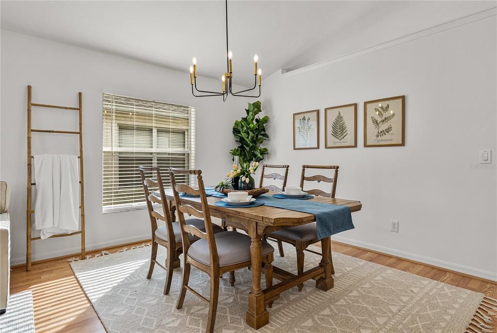 For Sale: $412,000 (4 beds, 2 baths, 1980 Square Feet)