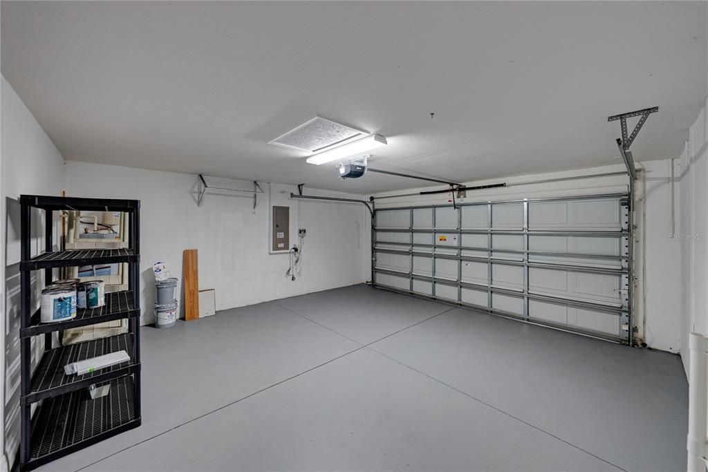 For Sale: $412,000 (4 beds, 2 baths, 1980 Square Feet)