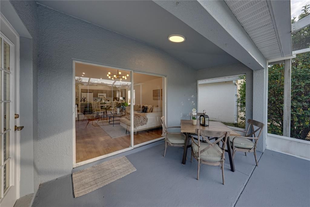 For Sale: $412,000 (4 beds, 2 baths, 1980 Square Feet)