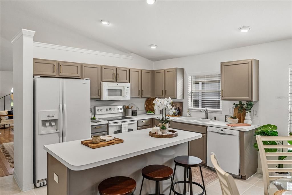 For Sale: $412,000 (4 beds, 2 baths, 1980 Square Feet)