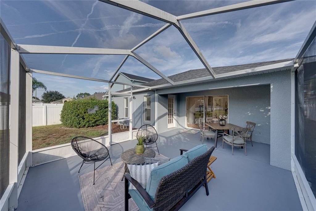 For Sale: $412,000 (4 beds, 2 baths, 1980 Square Feet)